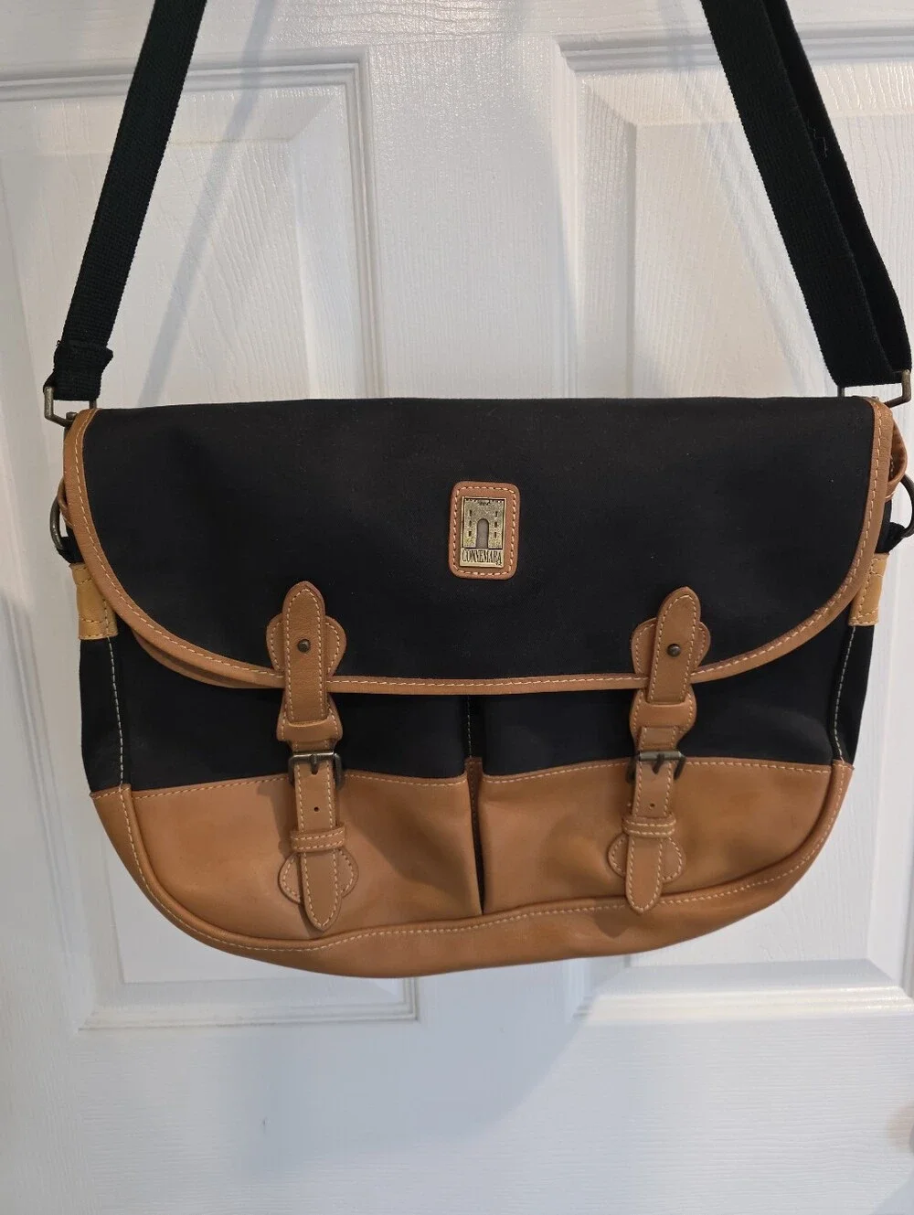 Connemara brand messenger